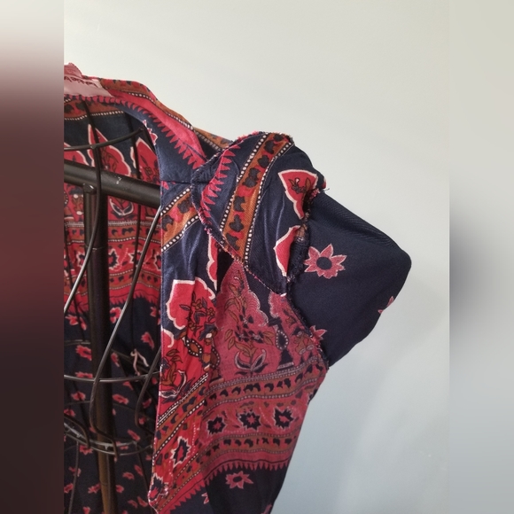 Long button down patterned dress - Picture 10 of 11